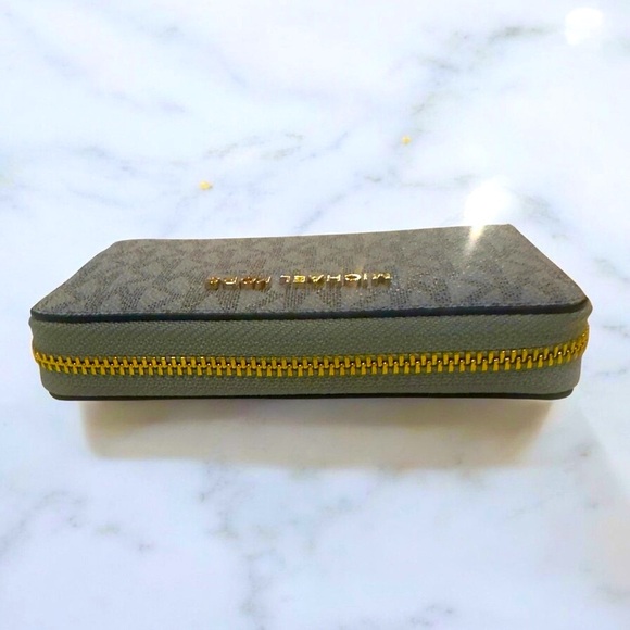 Michael KORS Jet Set Small ZA Card Case  Leather Pale Blue Color MK Logo Print - Picture 4 of 6